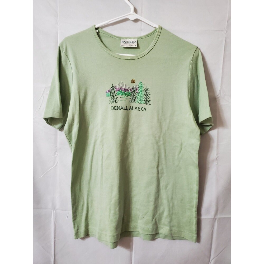 Cactus Bay Apparel by Lynee T-Shirt Womens Large Green Denali Alaska Bedazzled